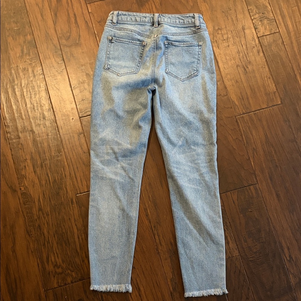 Tinseltown Light Blue High-Rise Button-Fly Jeans - Picture 4 of 4
